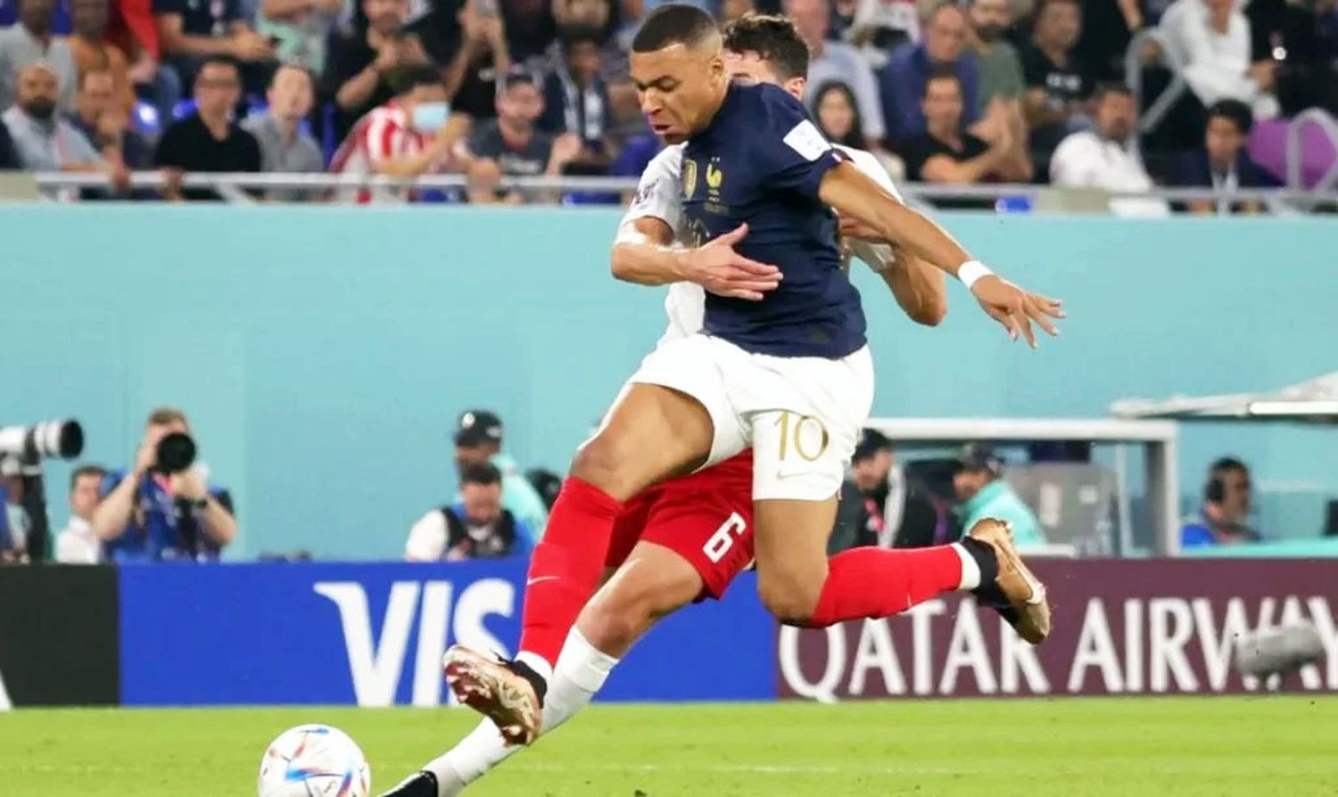 Francia es el primer clasificado, con un Mbappé letal
