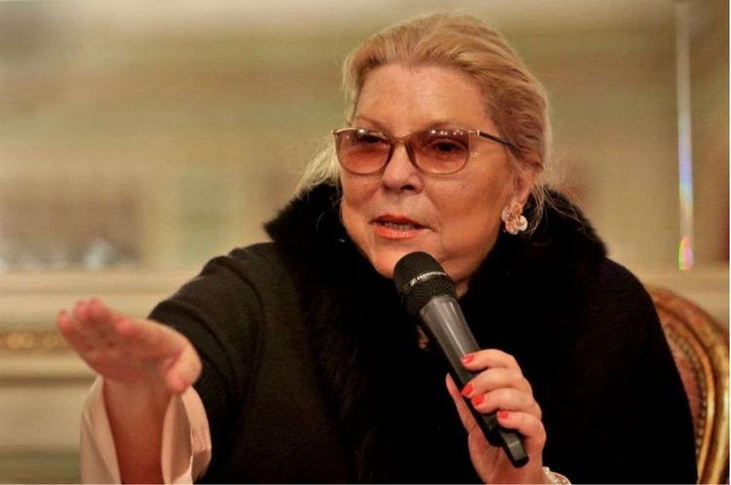 Carrió se queja por el pago a su empleada y pide flexibilización laboral