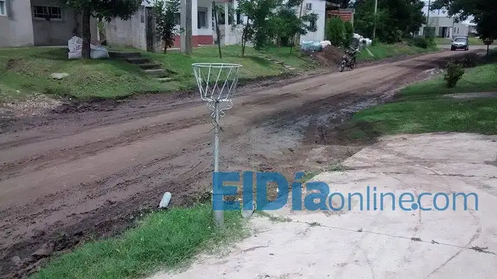 Vecinos de calle Clavarino al 1900 piden mejoras en la zona