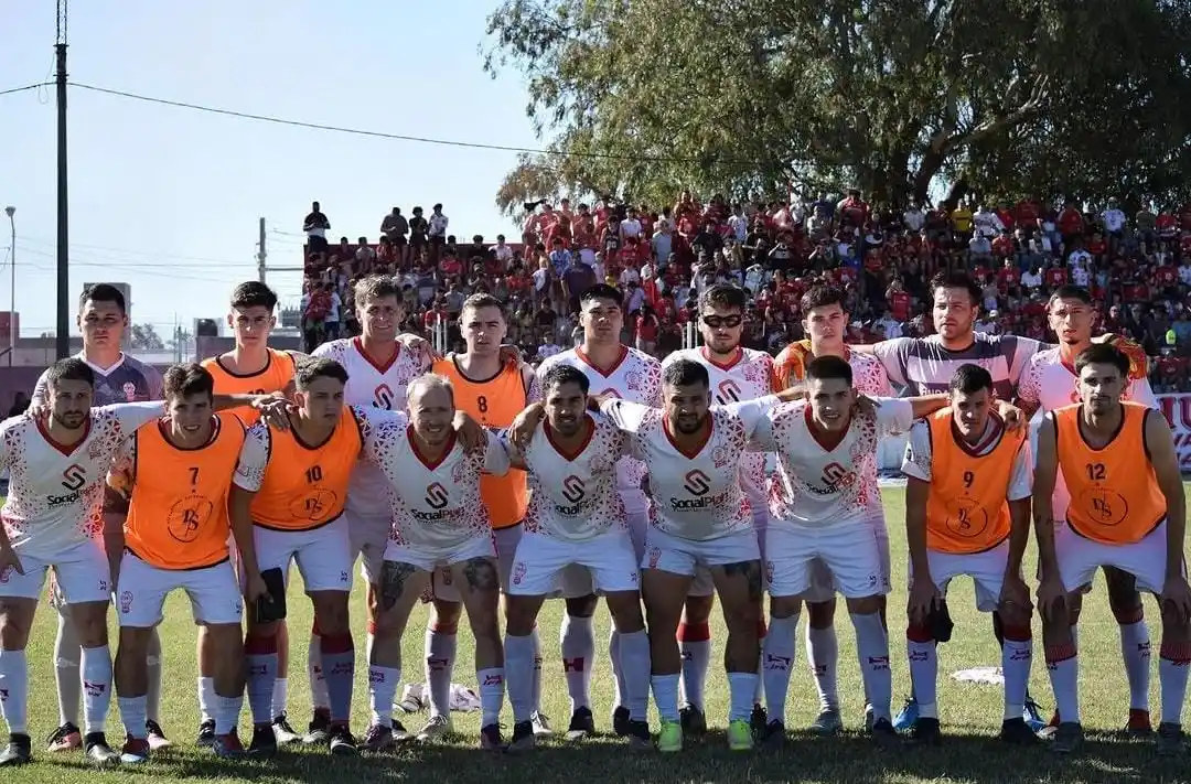 Liga Regional: Sportivo Suardi y Huracán empataron en la primera final