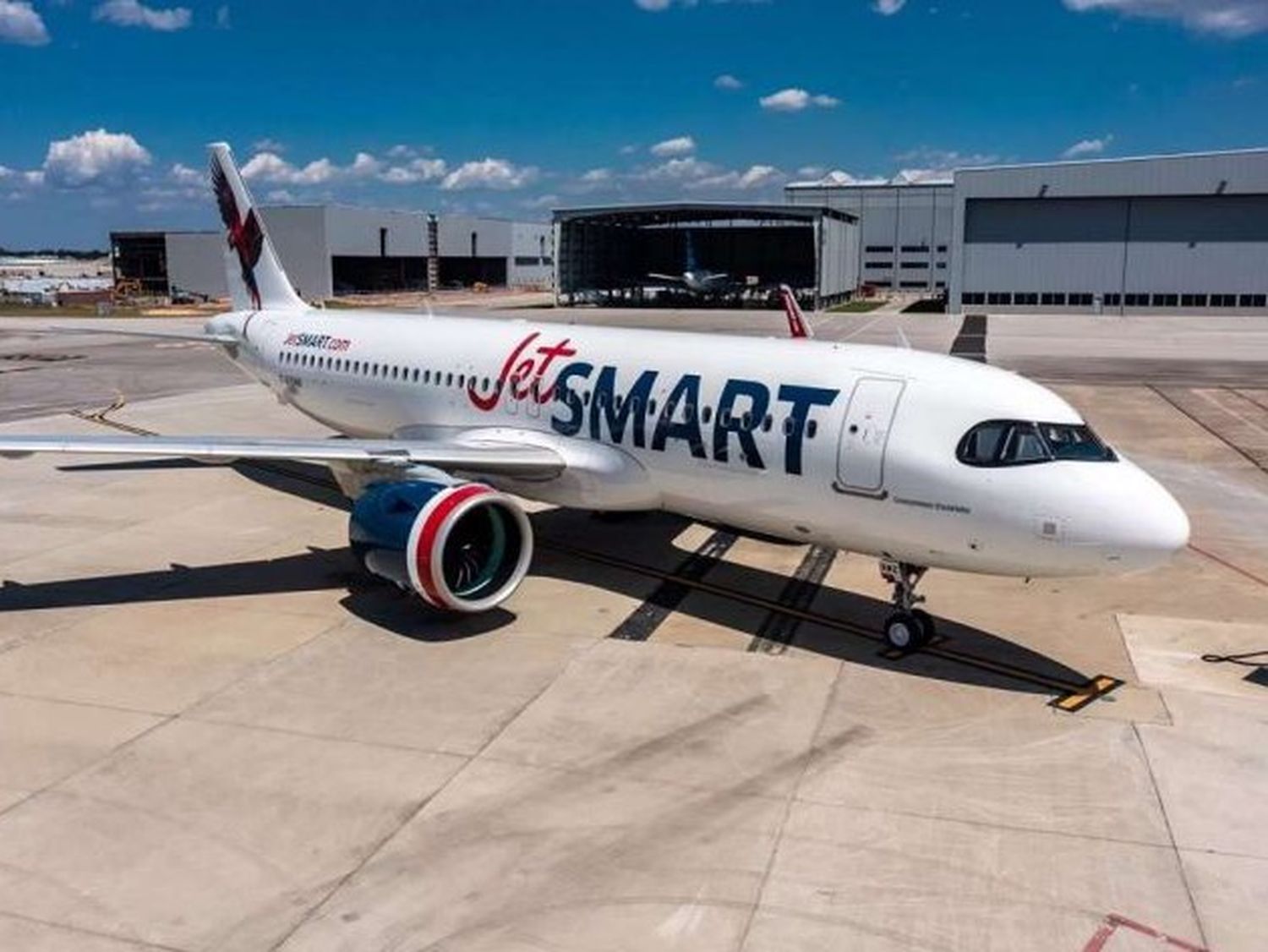 Una aerolínea lanzó una promoción y se pueden comprar vuelos desde $12.000