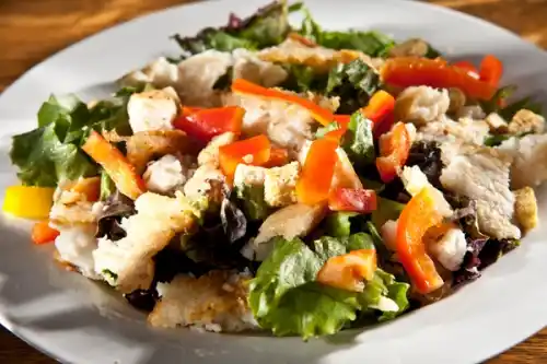 Hoy El Día está para ensalada de verduras con pescado