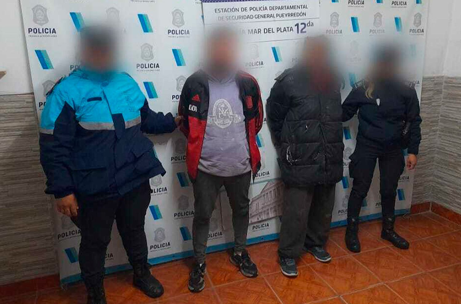 Manos a la obra: los sorprenden cuando se llevaban una chapa de 9 metros
