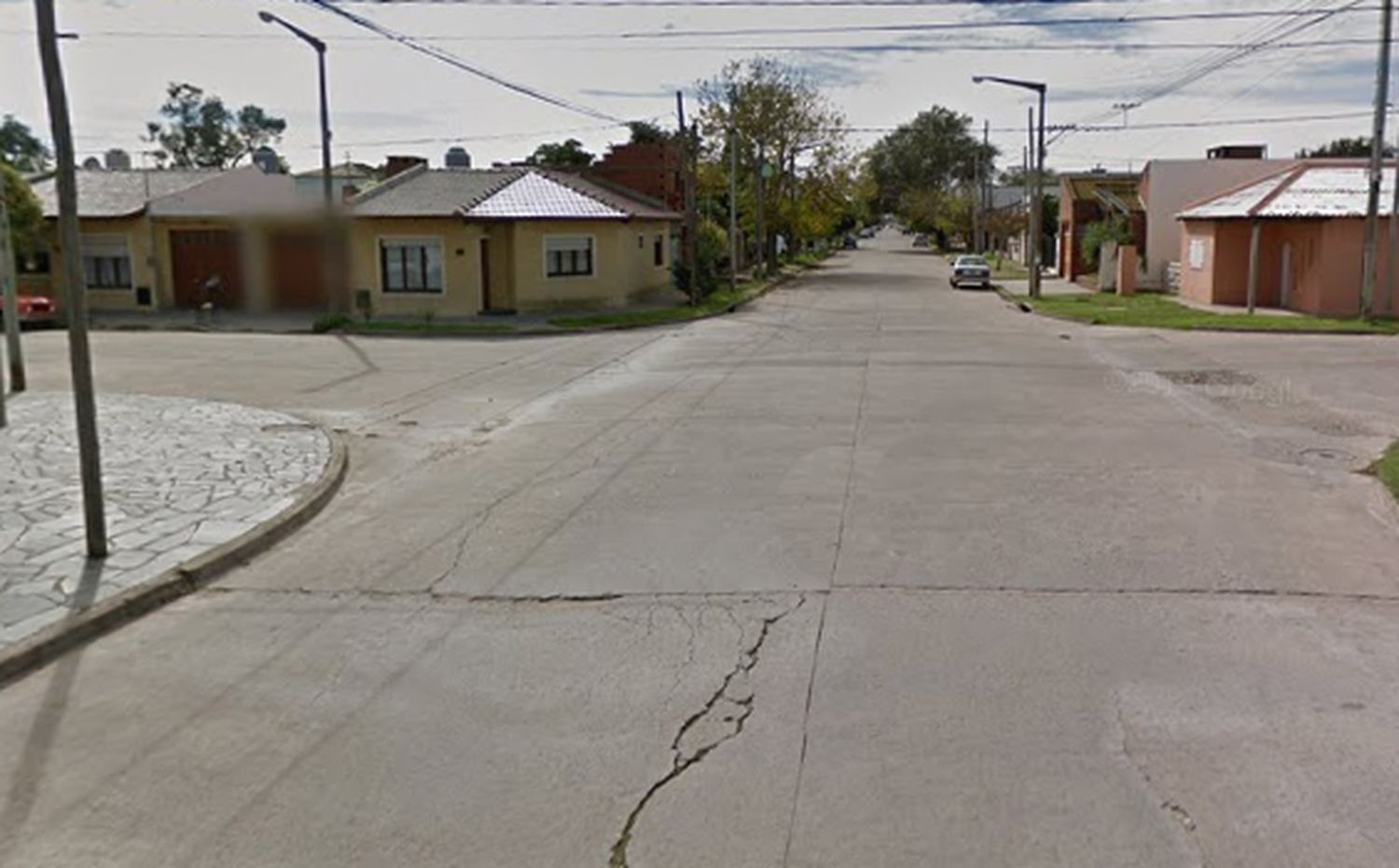 Una mujer fue trasladada al hospital tras un choque