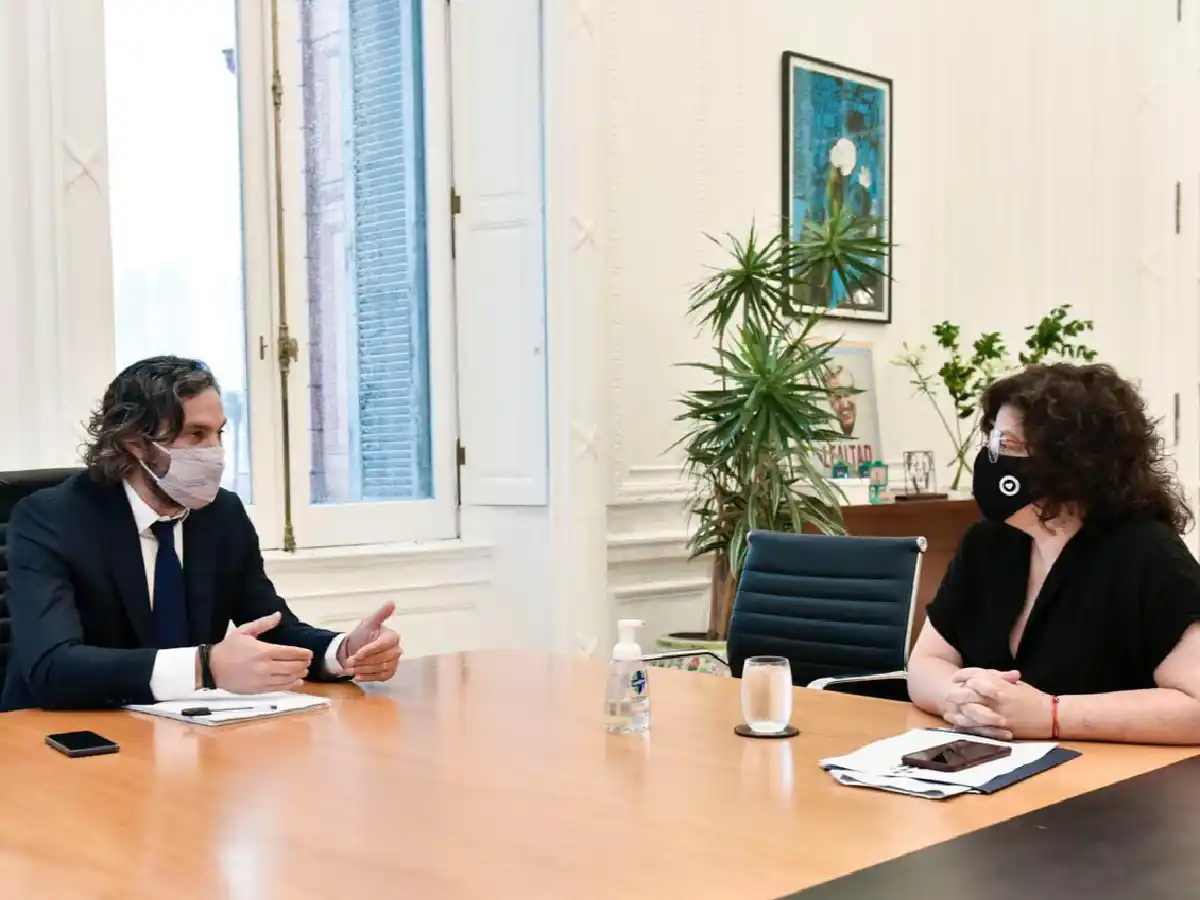 Vizzotti: "No hay un vacuntorio VIP ni en el Ministerio ni el ámbito nacional"