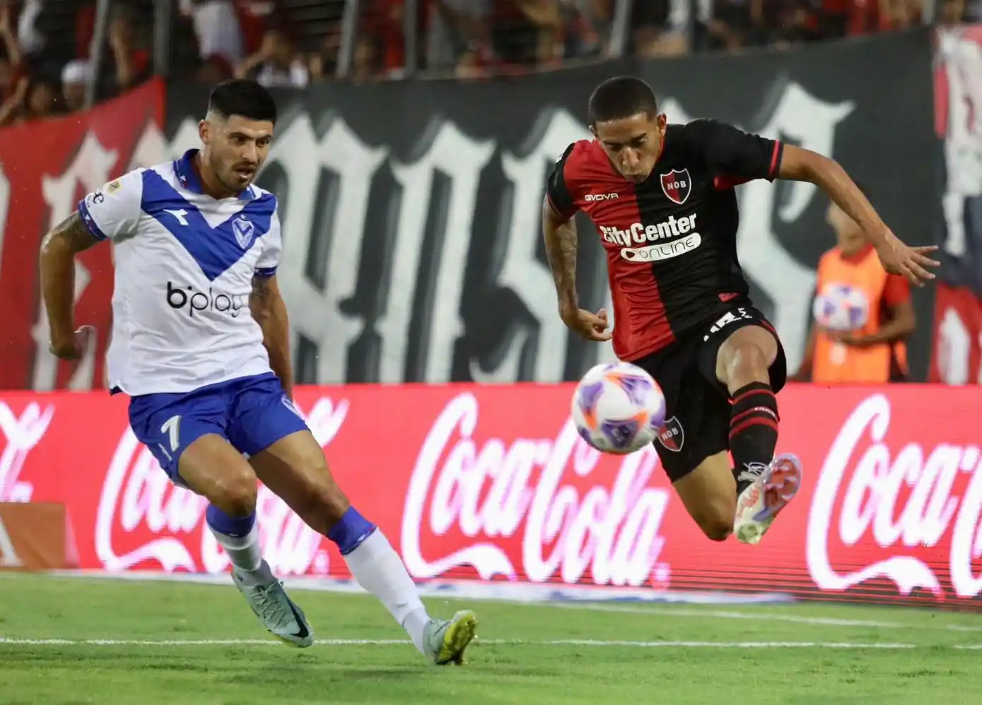 Newell’s consiguió un ajustado éxito ante Vélez