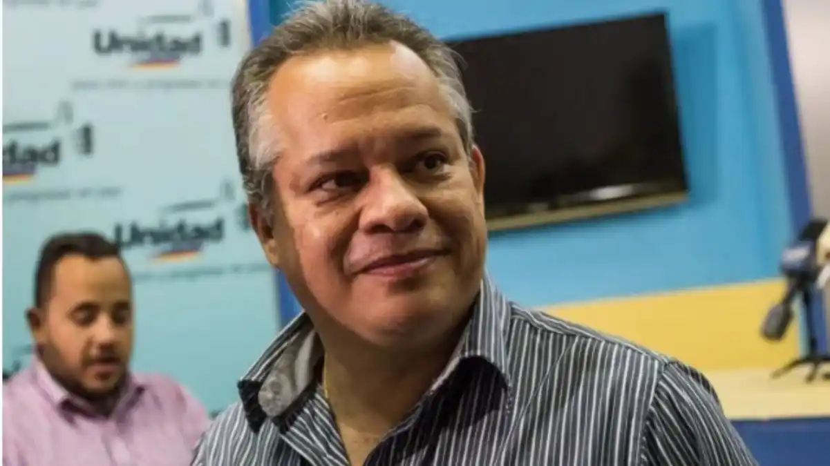 ¿OPOSICIÓN A LA DERIVA? José Luis Cartaya renunció a la secretaría general de la MUD (CARTAS)