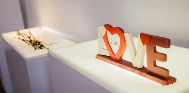 El lugar donde los “corazones rotos” son expuestos en una vitrina
