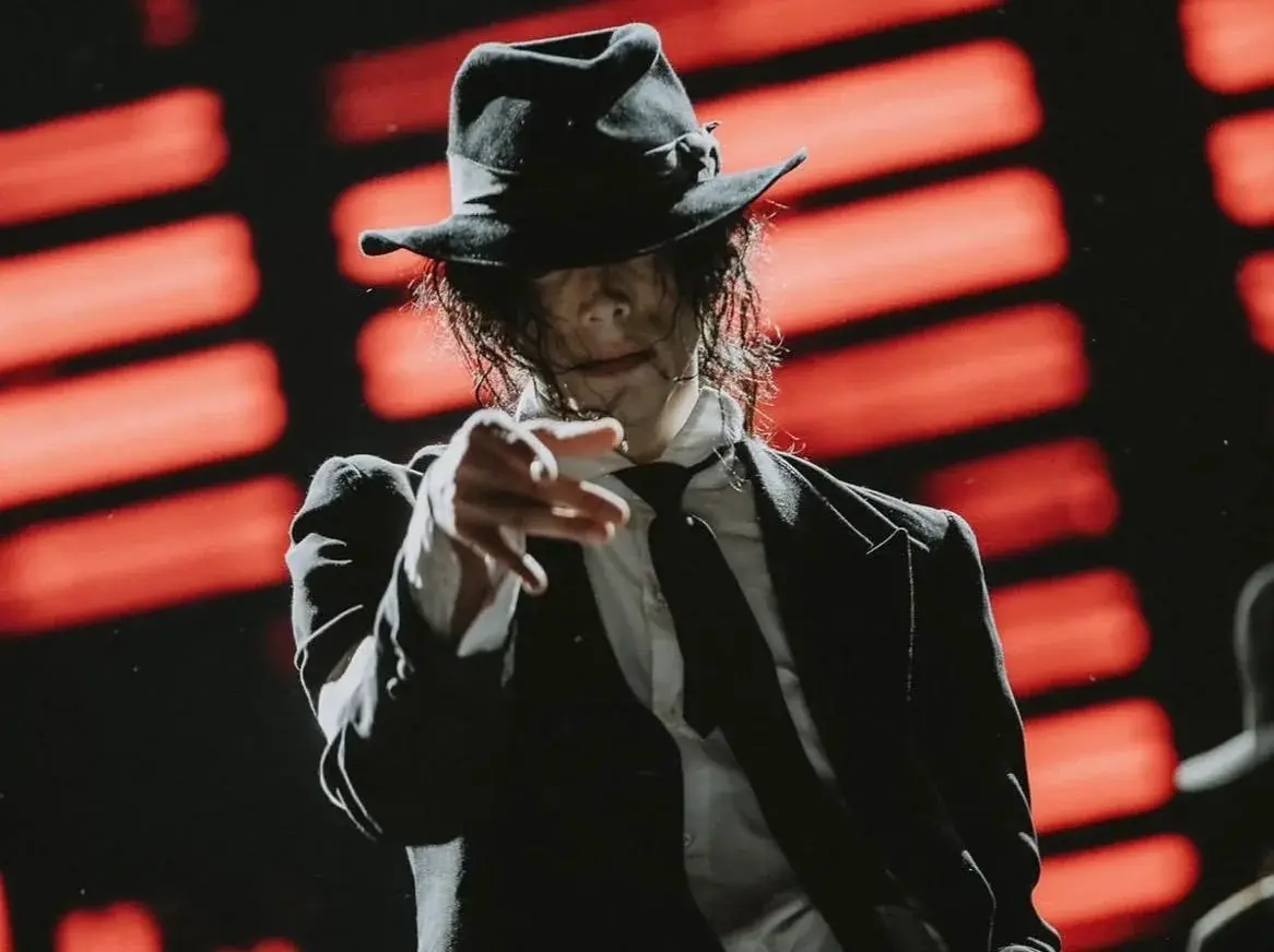 “The King Eternal Tour”: el espectáculo que revive la música de Michael Jackson llega a Necochea