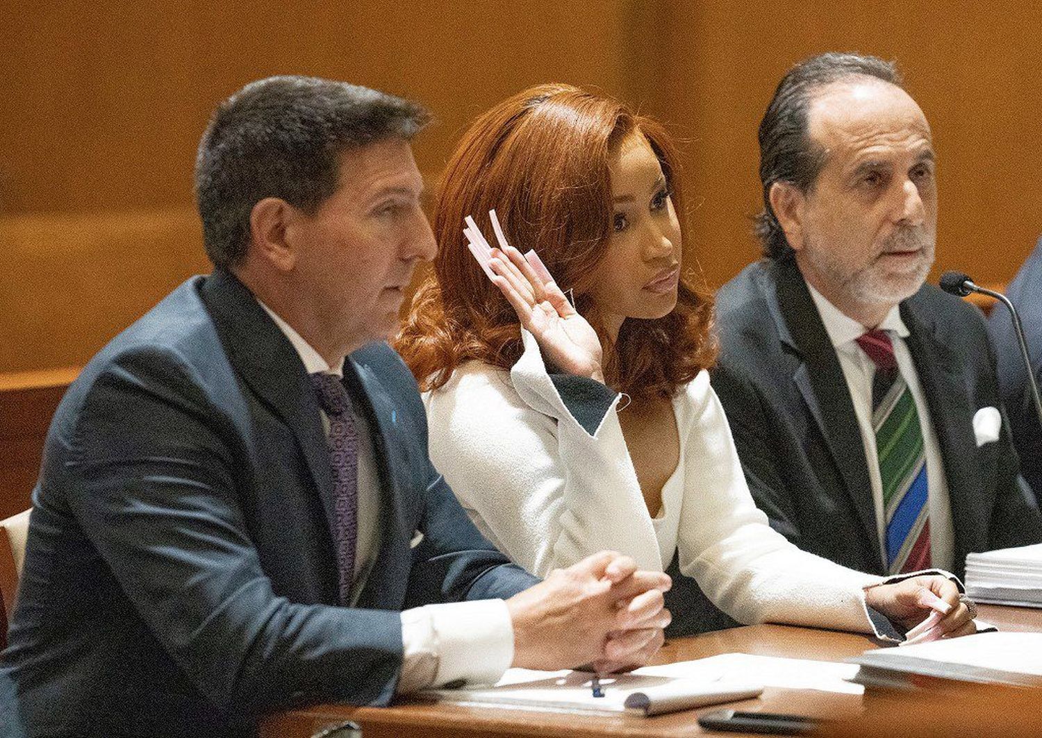 Cardi B se declara culpable por el caso de una pelea en club de striptease