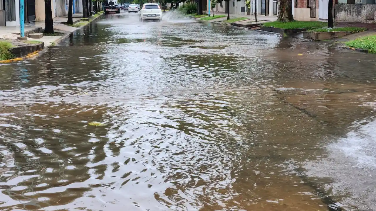Mañana pasada por agua y bajo alerta por tormenta, ¿cuánto llovió hasta el momento?