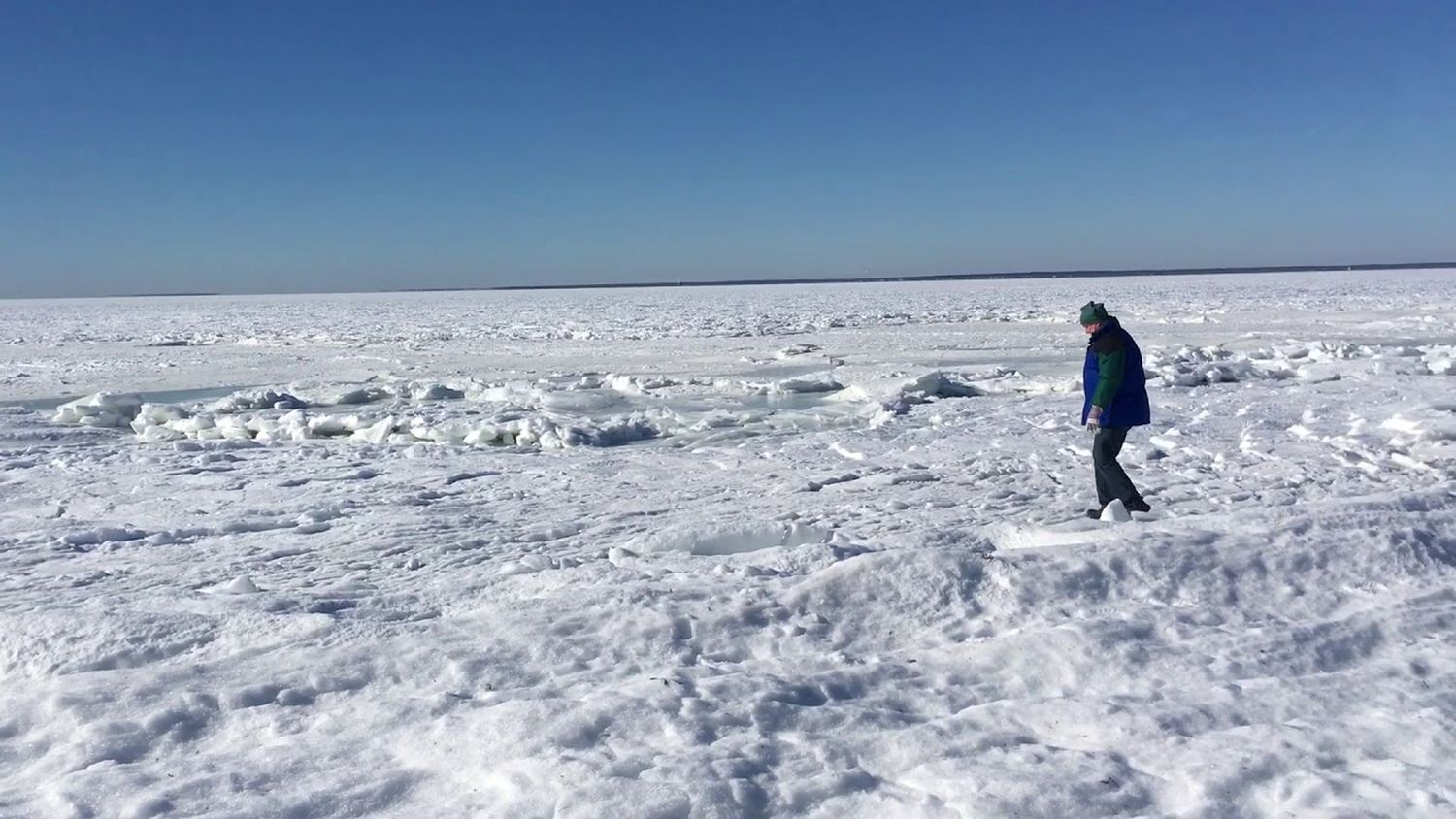 Ola de frío en América del Norte: se congeló el mar en Massachusetts