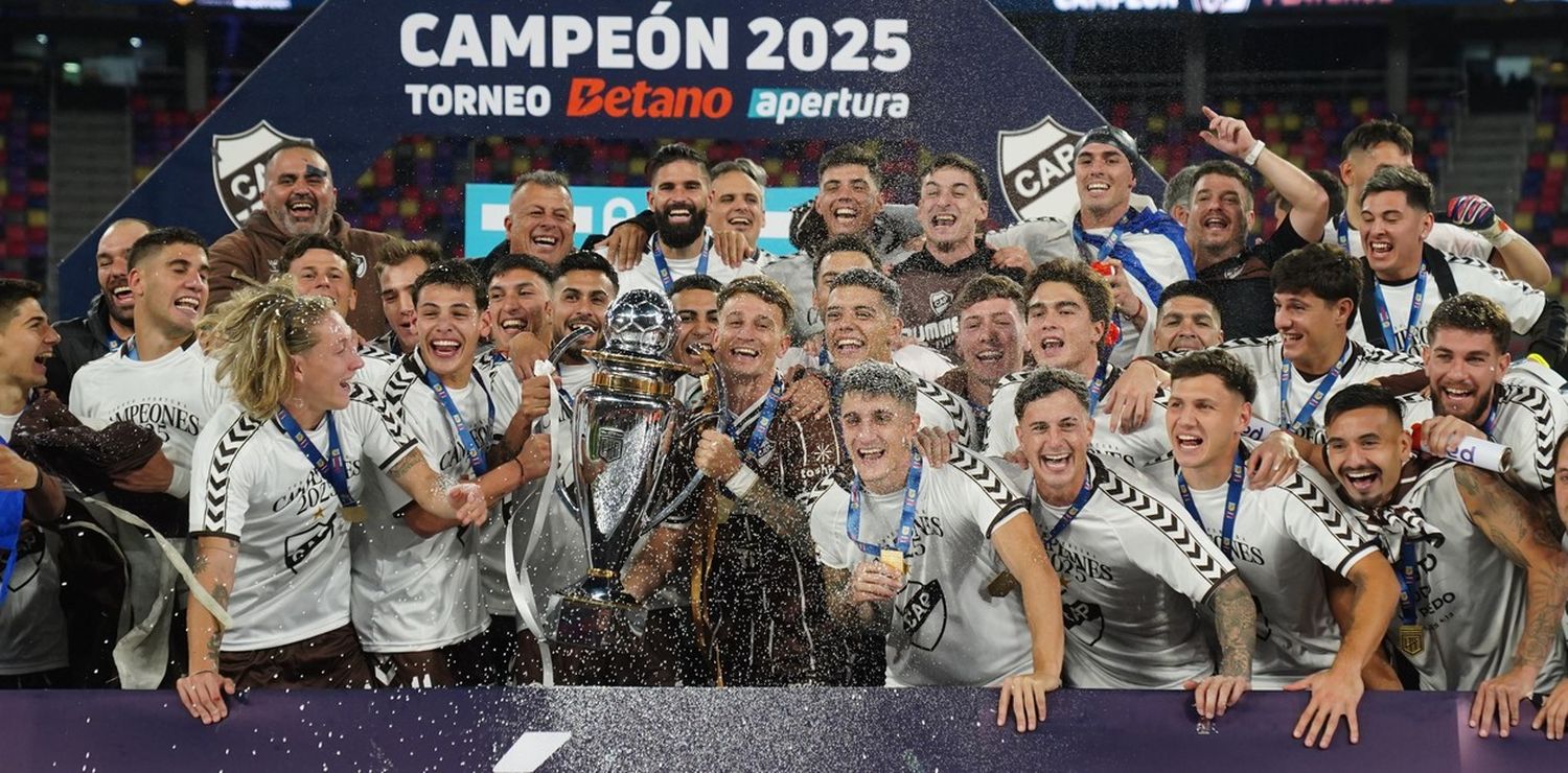 Historia pura: Platense le ganó a Huracán por 1 a 0 y logró su primer título en Primera División