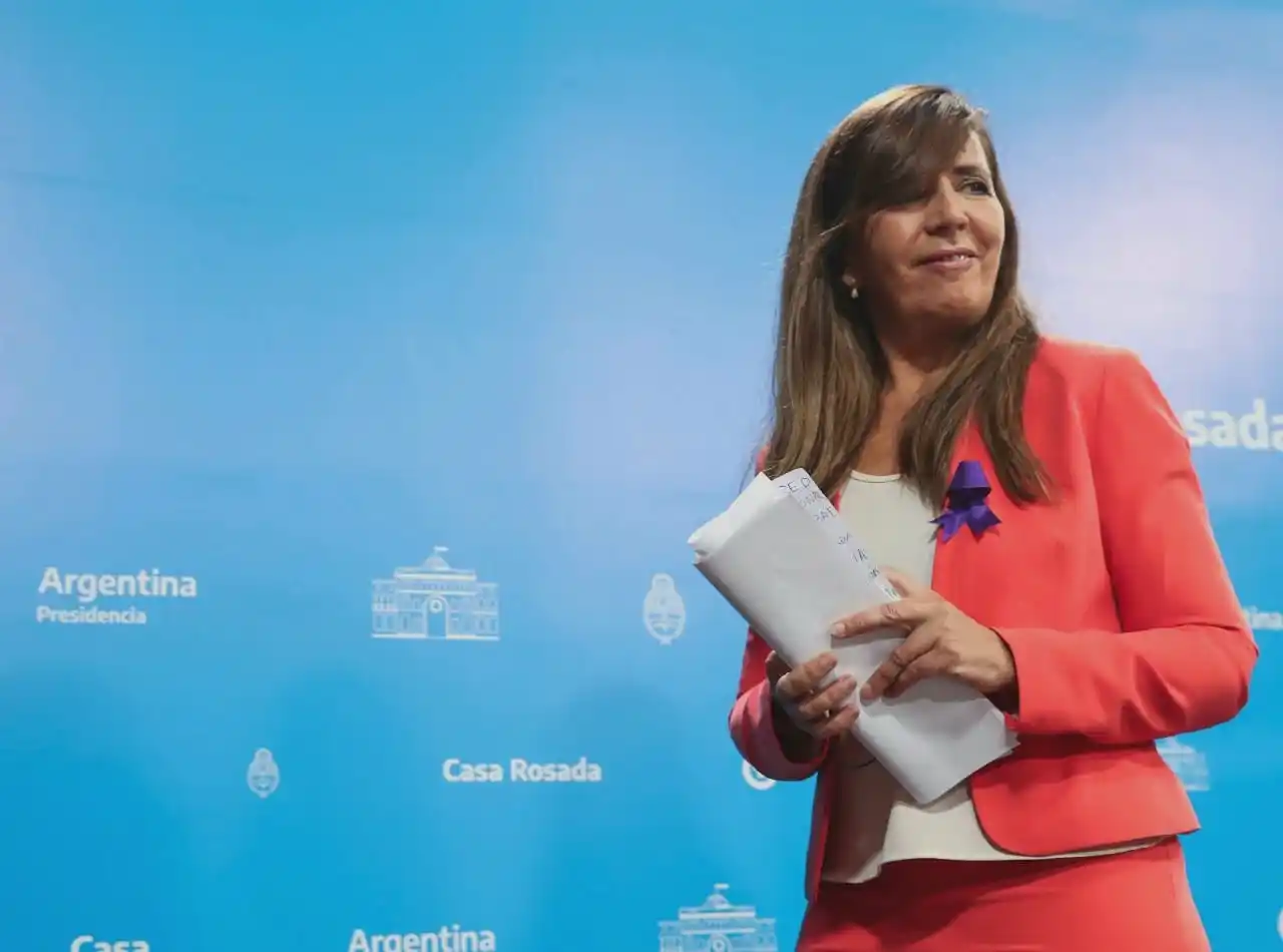 Viajes en cuotas: pese a las críticas, el Gobierno defiende la medida y dice que es “momentánea”