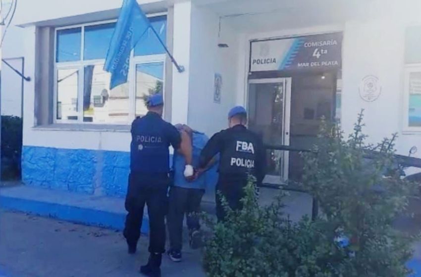 Robó, se asustó y lo atraparon