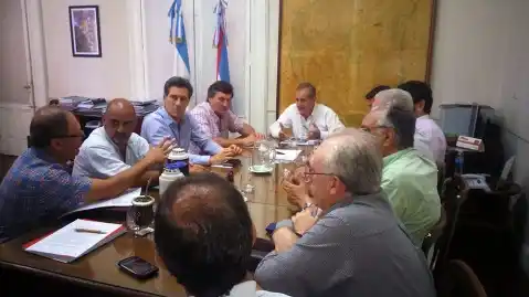 El gobierno se comprometió a negociar el inmobiliario