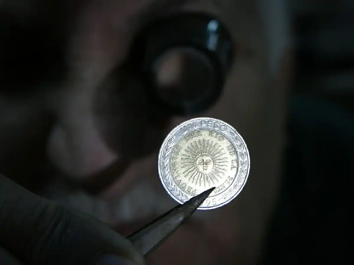 Aseguran que las monedas de $ 1 con error no tienen ningún valor: “Hay 56 millones”