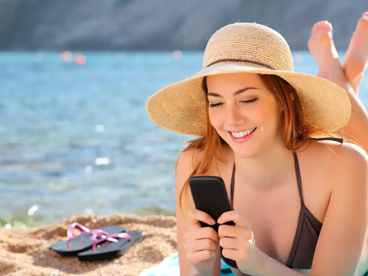 Tres recomendaciones para cuidar los dispositivos electrónicos en el verano  