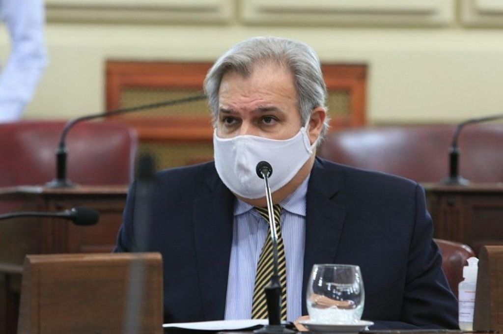 Pablo Farías adelantó que citarán a Lagna para discutir leyes de Seguridad