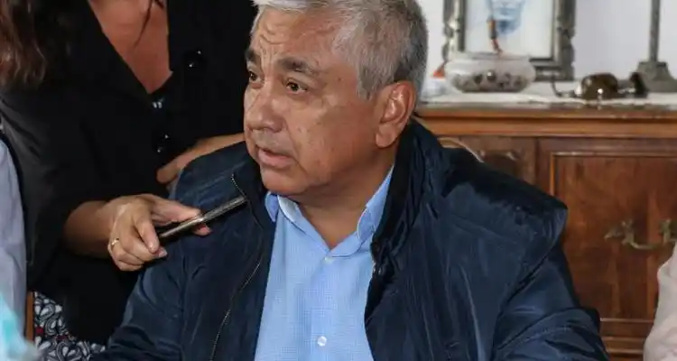 Salazar anunció la instalación de una fábrica en San Pedro