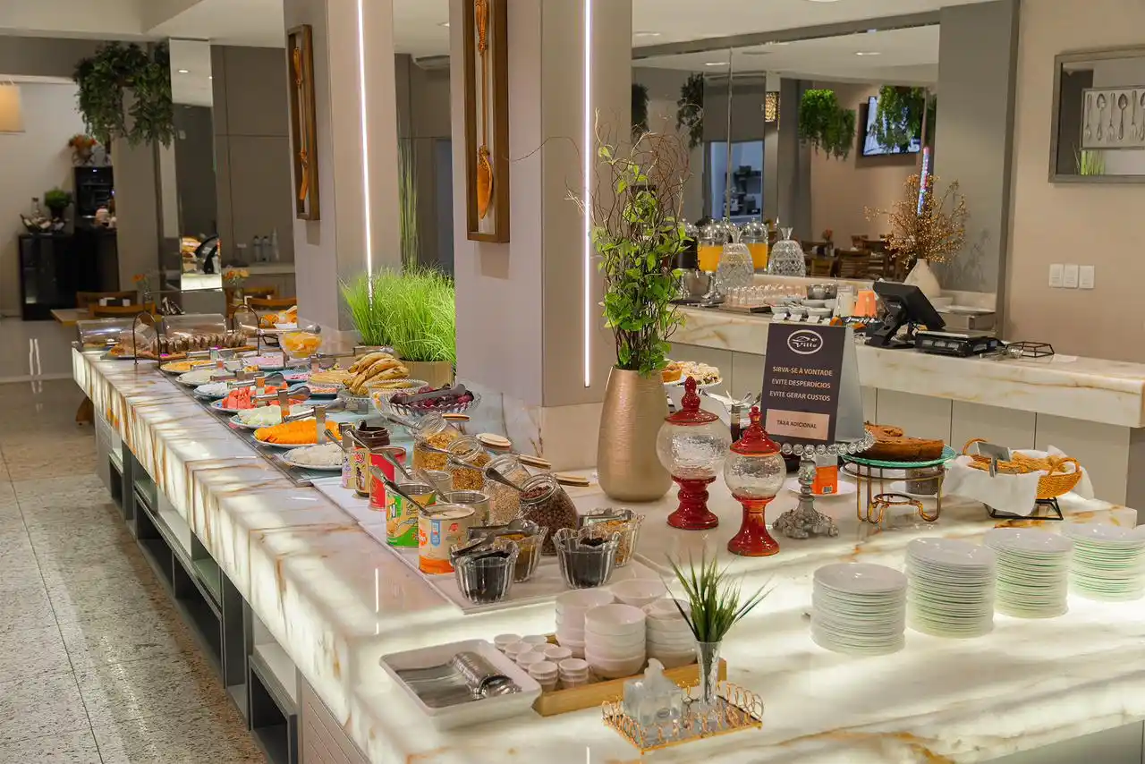 Bufette en el Hotel Marimar.