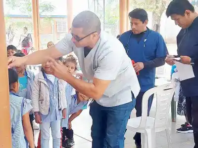Ingeniero Juárez: Jardineritos recibieron los
controles del Programa Libreta de Salud Escolar