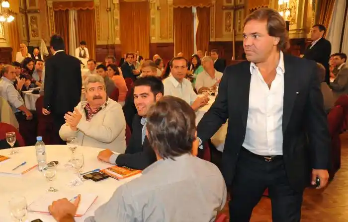 El Gabinete de Scioli se reunió con 50 concejales de la sexta sección