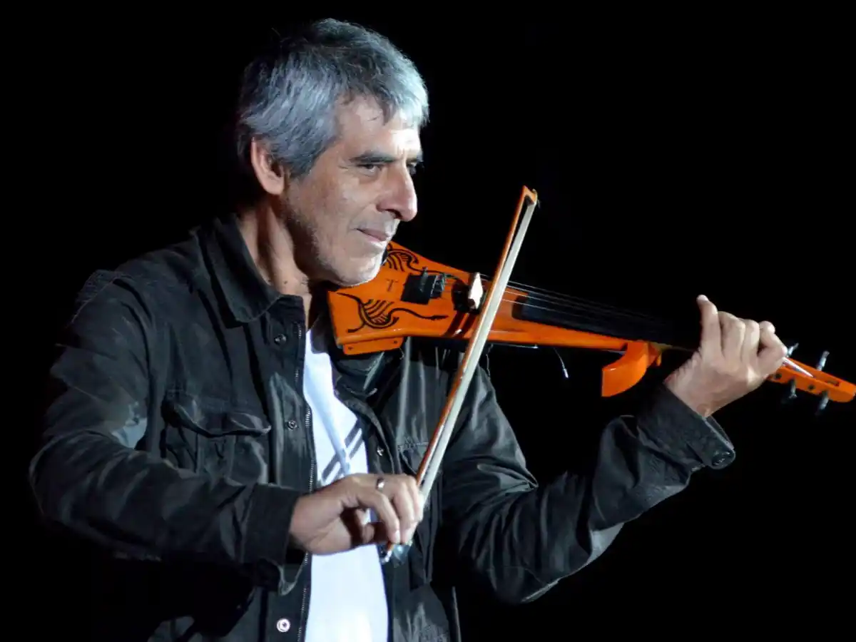 Peteco Carabajal a cargo de la última luna de Cosquín