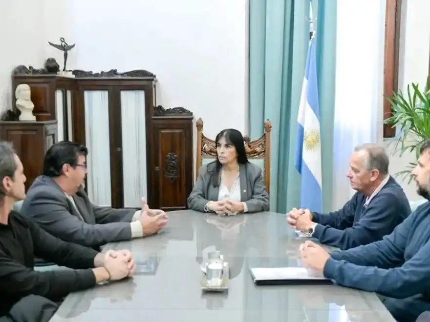 Aluani recibió a trabajadores de Vialidad Nacional