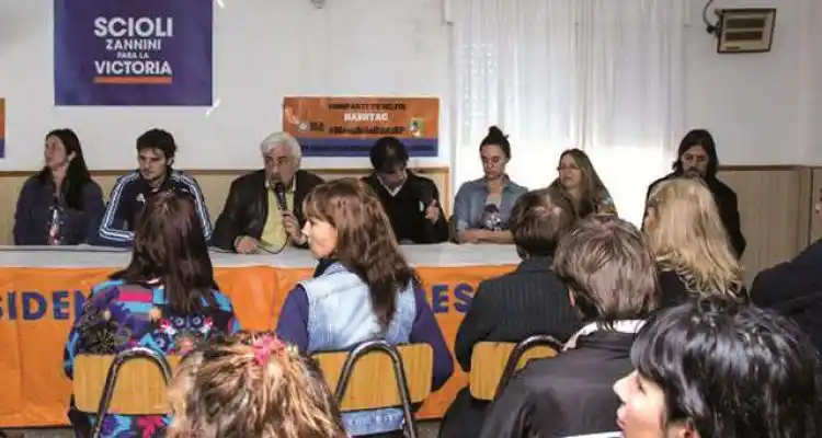 Pángaro apostó a la campaña barrio por barrio