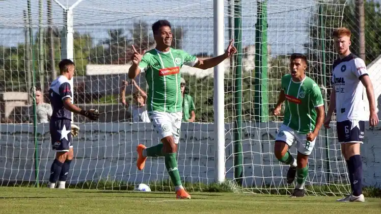 El interminable Diego Martínez volvió a ser la carta de gol de Kimberley