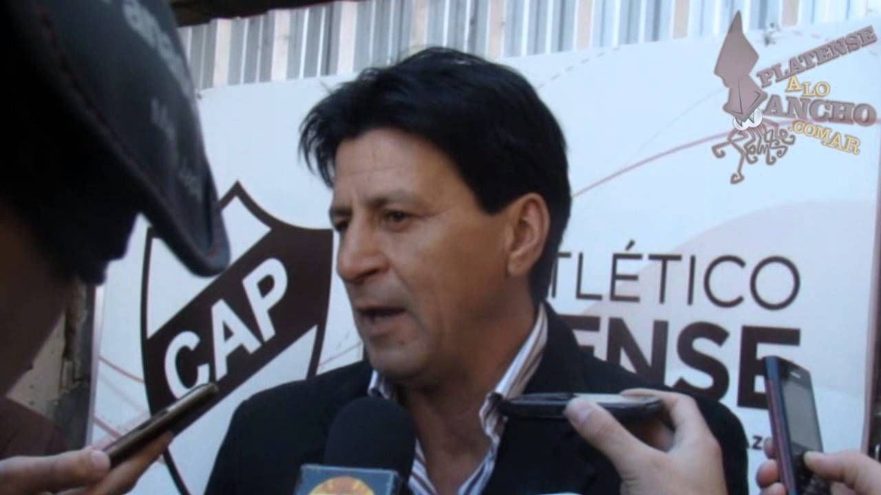 Independiente: Monzón dijo que es "feliz" en Platense y que su llegada al Rojo "es muy difícil"