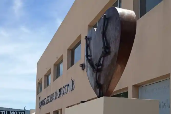 Inauguración de la Obra “Corazón de Hierro” de Alejandro Marmo en la Orquesta-Escuela de Chascomús