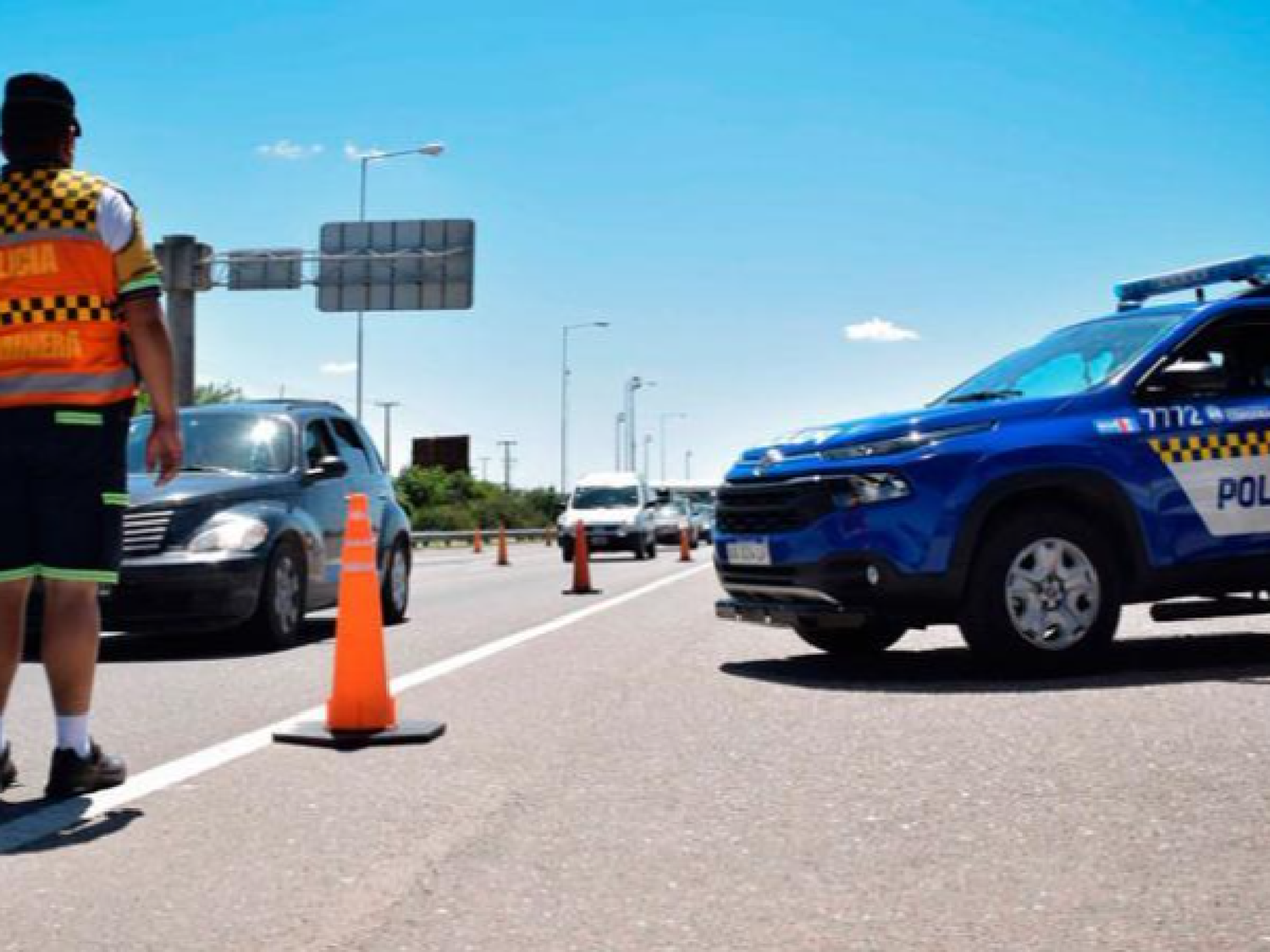 Anuncian restricción de circulación del transporte automotor de carga