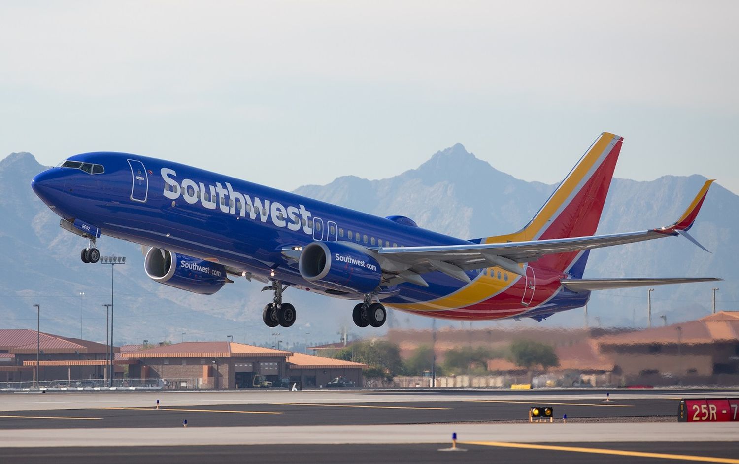 Southwest Airlines inauguró sus vuelos entre Long Beach y Colorado Springs