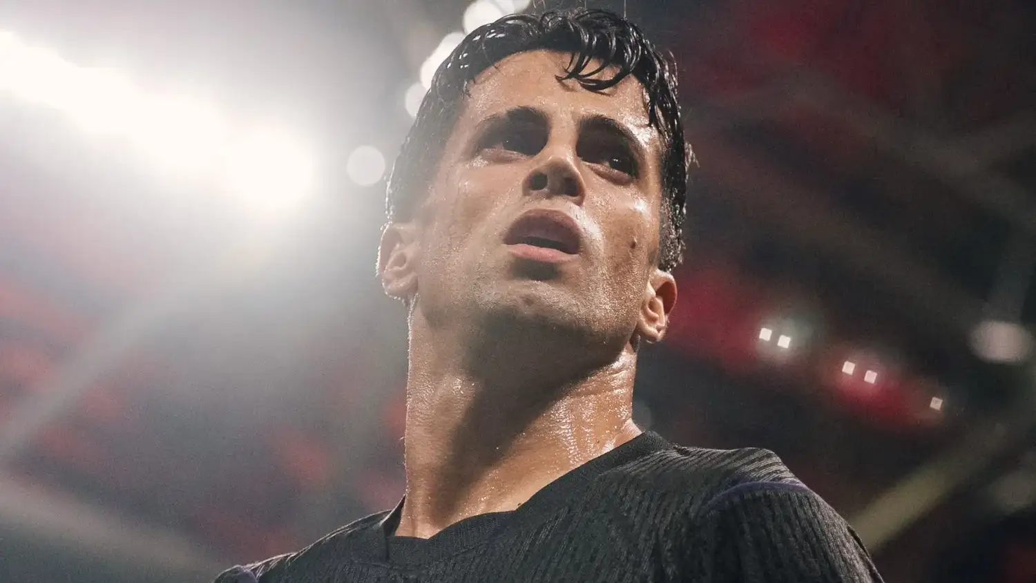 El portugués Cancelo anotó para Barcelona.