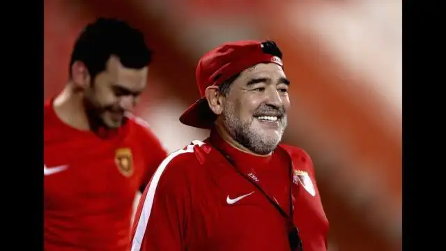 El Fujairah de Maradona ganó, es puntero y Diego ya es Dios en Emiratos