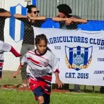 Felicitan a Nerea Guzmán tras ser convocada a una prueba en River Plate