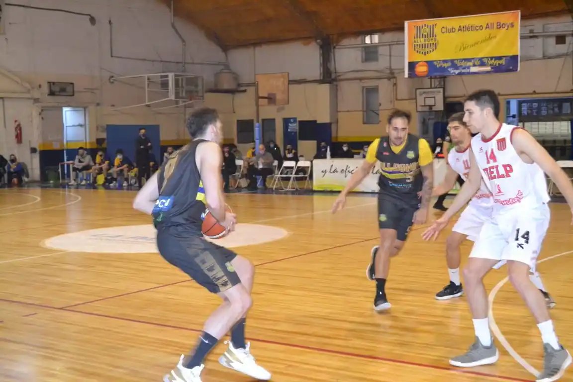 Yarza trabaja en defensa (foto prensa All Boys).