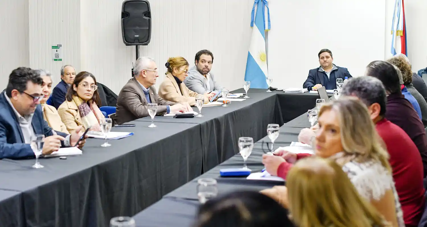 El gobierno convocó a paritaria a los gremios docentes para este martes