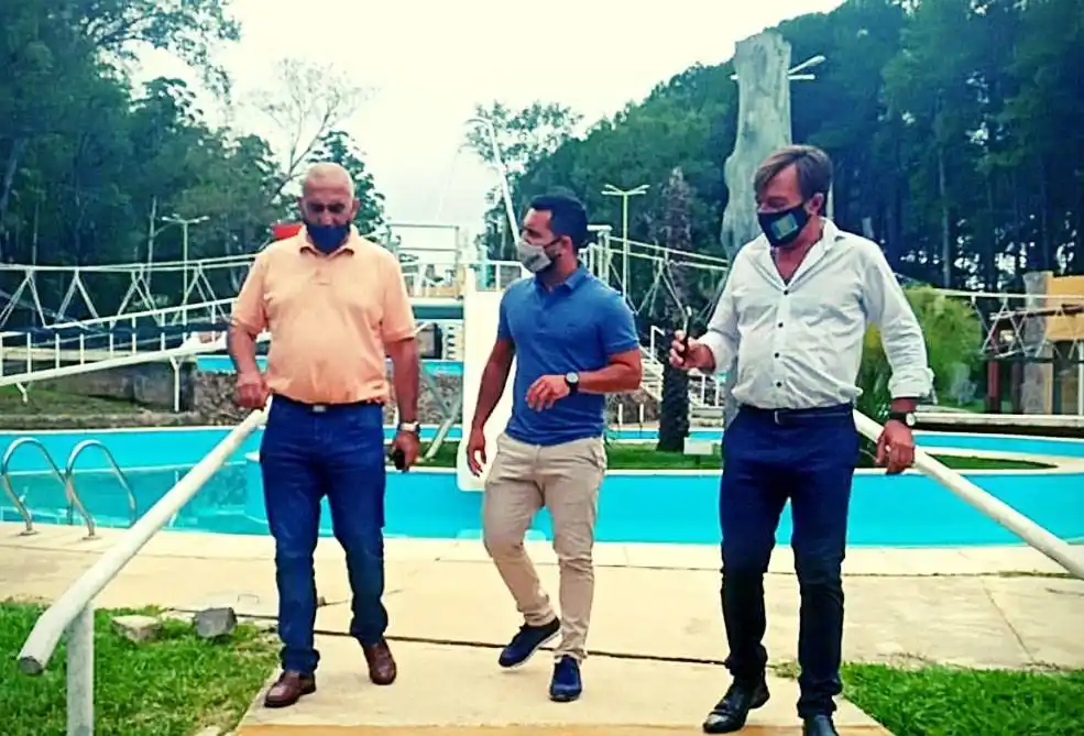 Autoridades del ERRTER visitaron los complejos termales de CODESAL