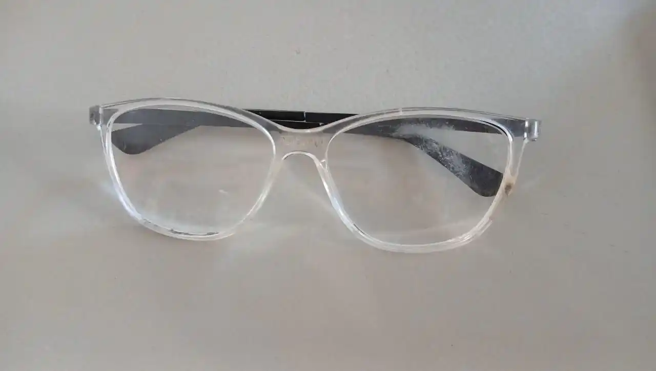Lentes encontrados en el Paseo Público
