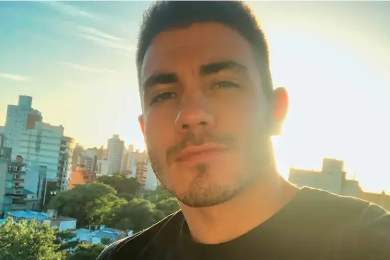 Hallaron sin vida a un médico entrerriano tras caer de un edificio