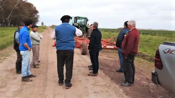 Se realizó una reunión para evaluar el estado de los caminos rurales y planificar mejoras