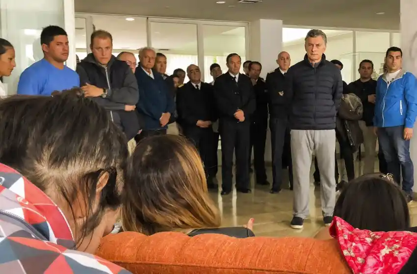 Macri recibe a familiares de los tripulantes del ARA San Juan