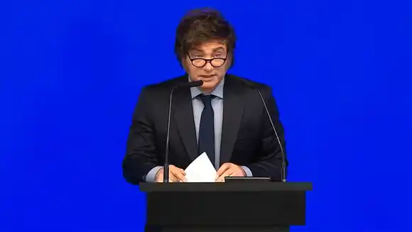 Javier Milei: "En poco tiempo la economía estará volando por las nubes"