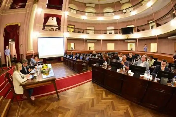 La obra pública fue el  debate central por el  Presupuesto Provincial 2023