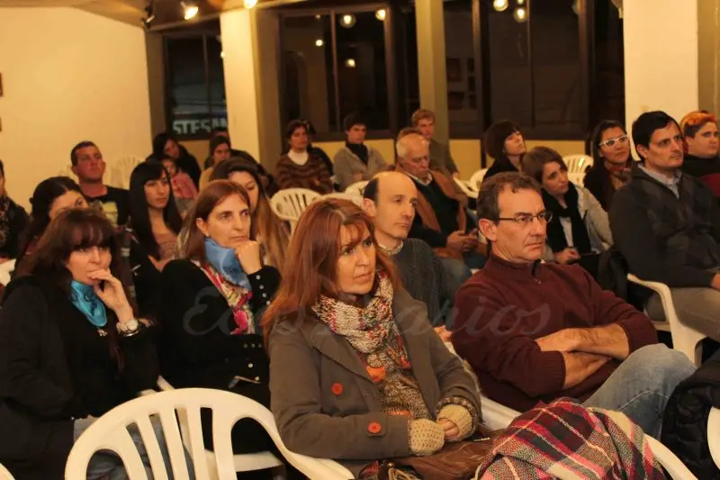Panel a favor de las dos vidas
