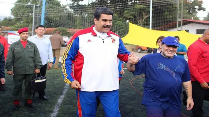 La cara oculta de Maradona:  chavismo, drogas, infidelidades, alcohol, obesidad y persecución fiscal