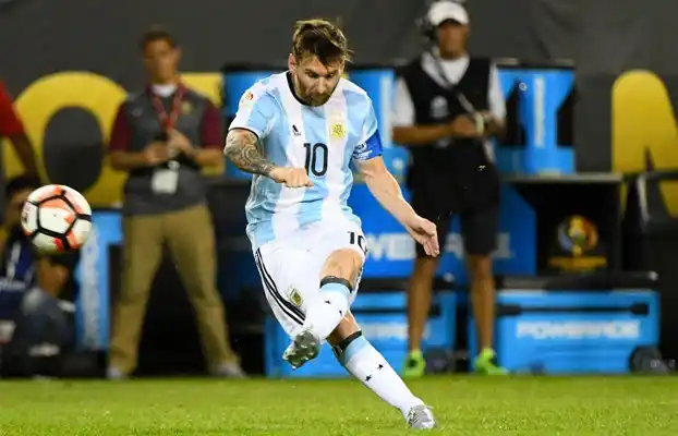 Argentina se lució ante un débil rival y piensa en Venezuela 